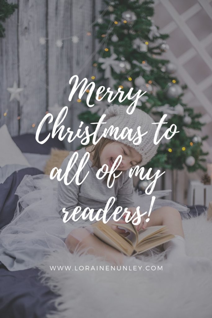Merry Christmas to all of my readers! 2017 | www.lorainenunley.com